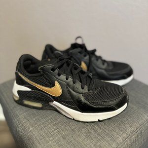 Nike Air Max Excee Women's shoes | Black/Met Gold/White NIB | Size 6.5 | Used